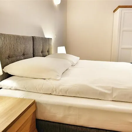 Aparthotel Top Spot 3*